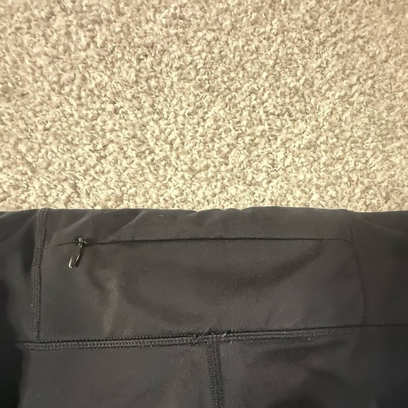 Fabletics Black High-Rise Leggings – Size Medium - Picture 3 of 5